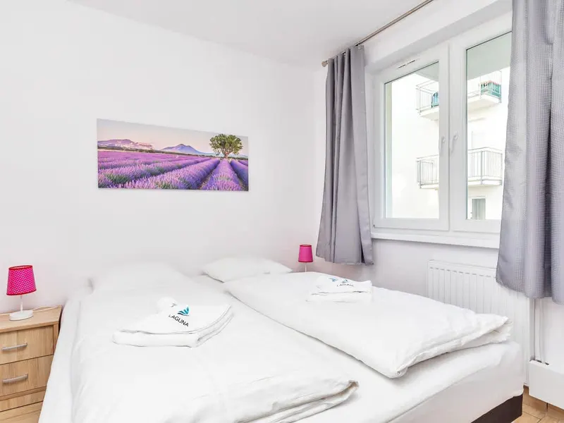 Beige Wohnung im Zentrum | Parkplatz und Balkon – Foto 2