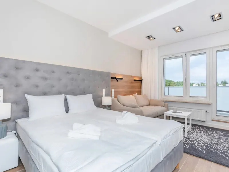 Przytulne Studio 150 m od Plaży | Balkon i Parking – zdjęcie 2