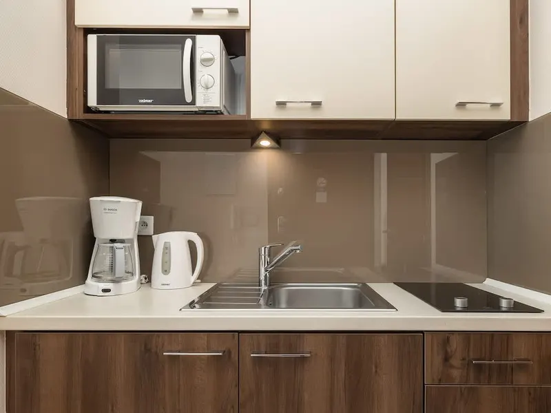 Urokliwe Studio z Balkonem | Parking | Blisko Plaży – zdjęcie 3