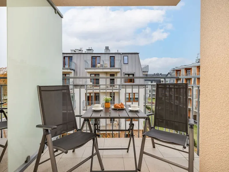 Urokliwe Studio z Balkonem | Parking | Blisko Plaży – zdjęcie 4