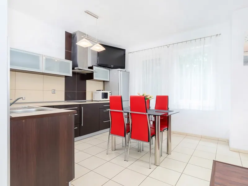 Cozy Apartment | Close to the Beach | Balcony – photo 3