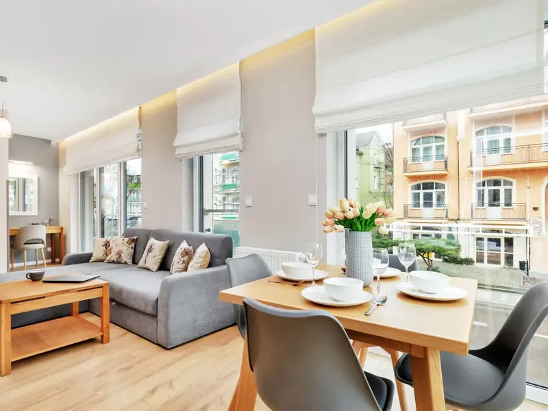 Nowoczesny Apartament | Balkon, Parking, Miejsce do Pracy – zdjęcie 1