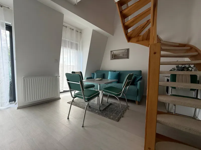 Klimatyzowany Apartament z Balkonem | 300 m do Plaży – zdjęcie 4