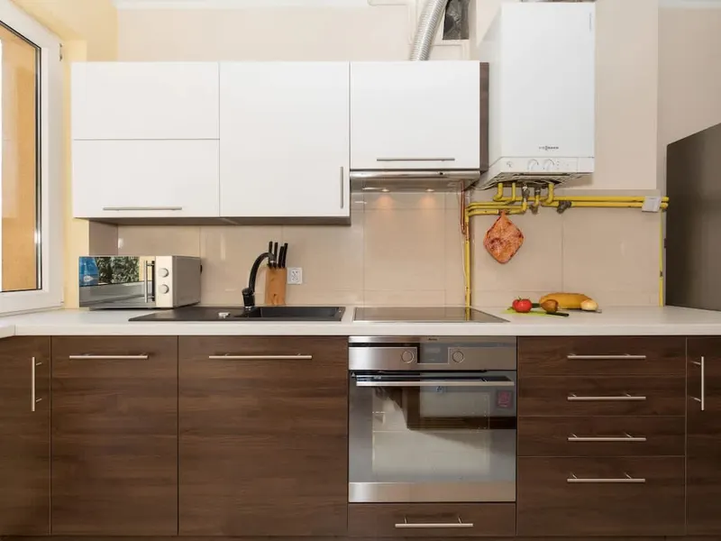 Geräumige Wohnung | 5 Schlafzimmer, Terrasse, Parkplatz – Foto 5