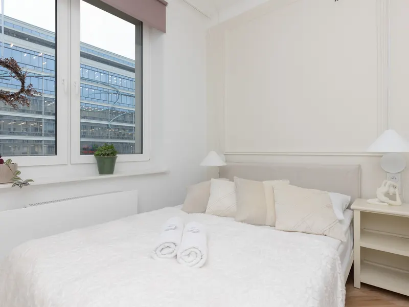 Stylowy Apartament | 750 m do Pałacu Kultury – zdjęcie 2