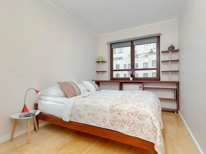 Geräumige Wohnung | Parkplatz | Arbeitsraum – Foto 3
