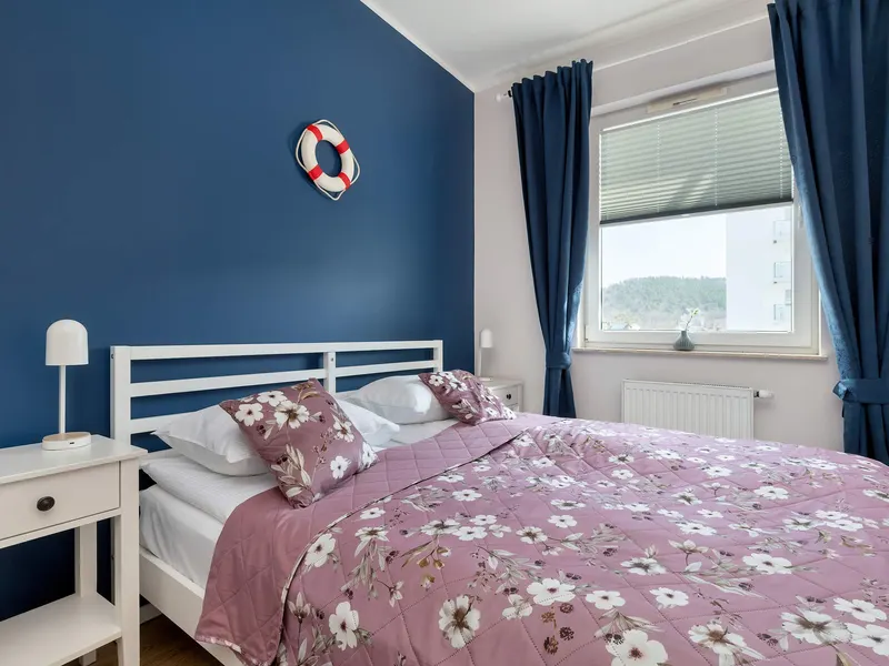 Moderne Wohnung | Parkplatz, Balkon, Arbeitsraum – Foto 2