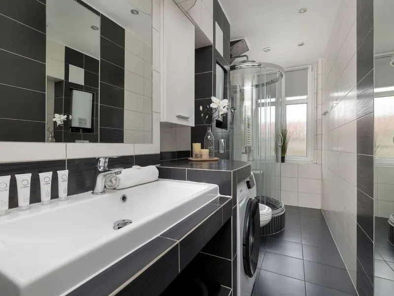 Gemütliches Apartment in Kattowitz | Balkon und Arbeitsraum – Foto 4