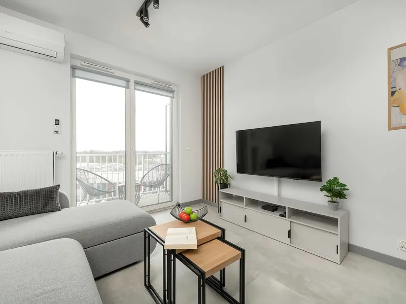 Klimatyzowany Apartament | 2 Sypialnie, Balkon, Parking – zdjęcie 1