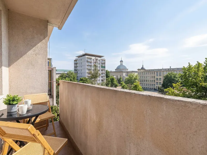 Design-Studio in Kattowitz | Balkon und Parknähe – Foto 3