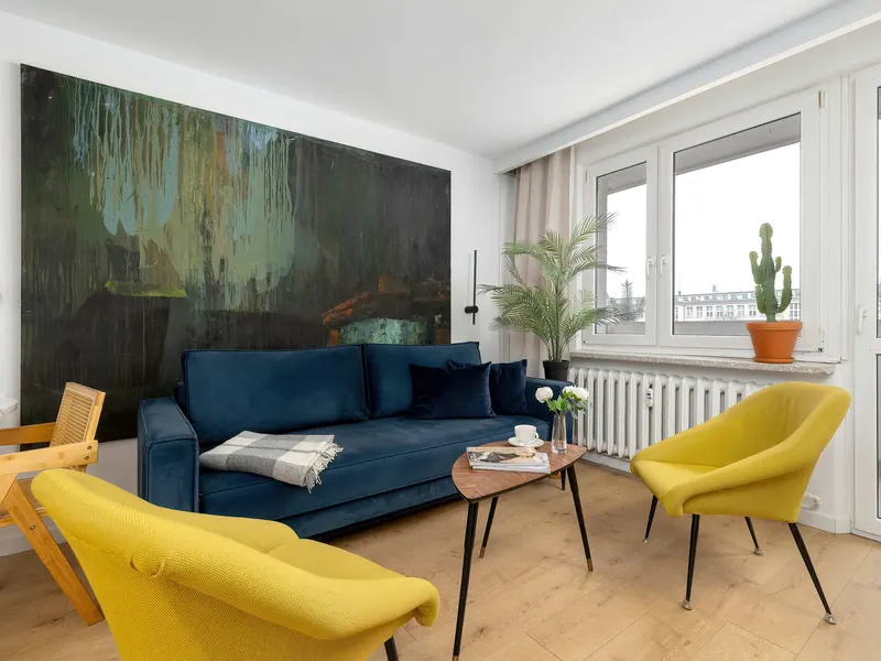 Design-Studio in Kattowitz | Balkon und Parknähe – Foto 1