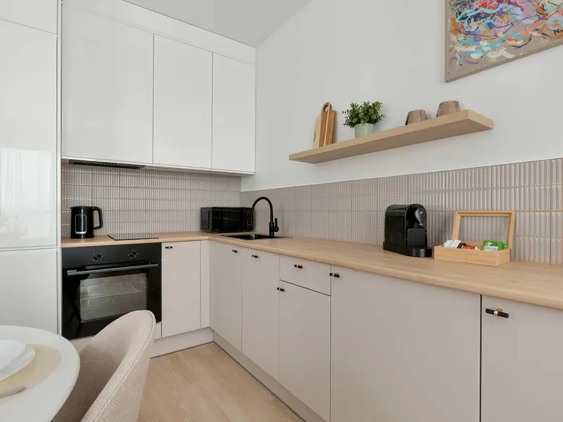 Modernes Studio mit Balkon | Ideal für Familien – Foto 4