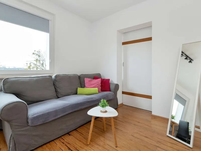 Funkcjonalny Apartament | Blisko Plaży i Klifu Redłowskiego – zdjęcie 5