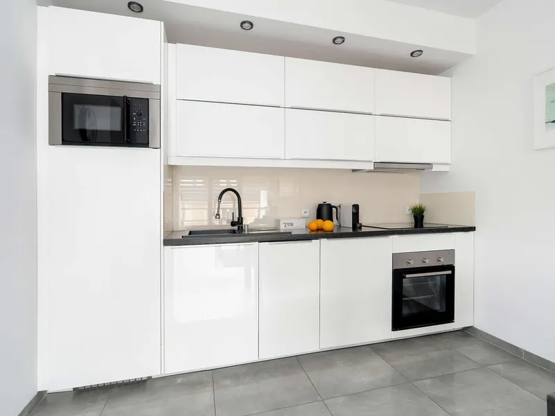 Geräumige Wohnung | 2 Schlafzimmer, Parkplatz, Balkon im Zentrum – Foto 3