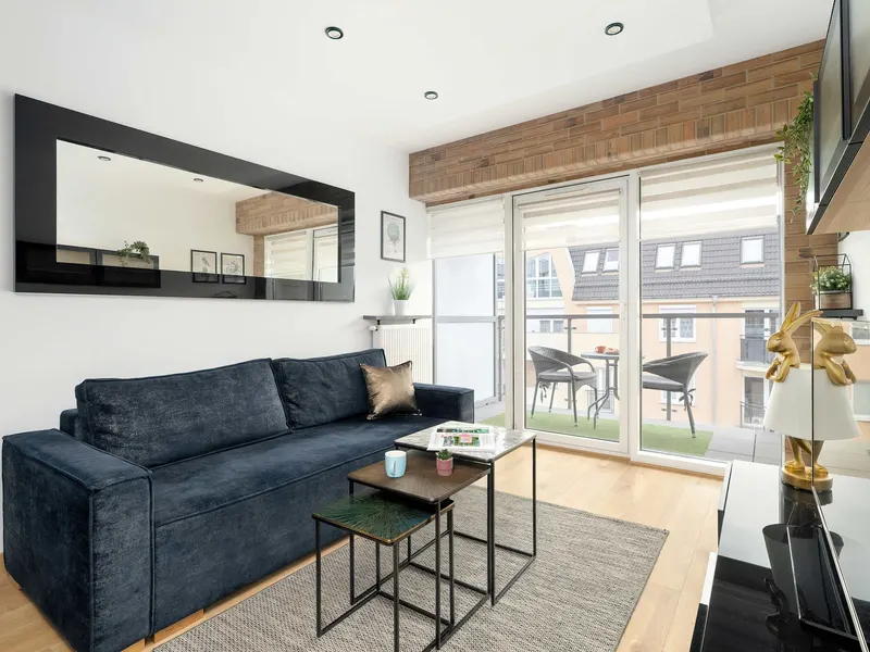 Geräumige Wohnung | 2 Schlafzimmer, Parkplatz, Balkon im Zentrum – Foto 1
