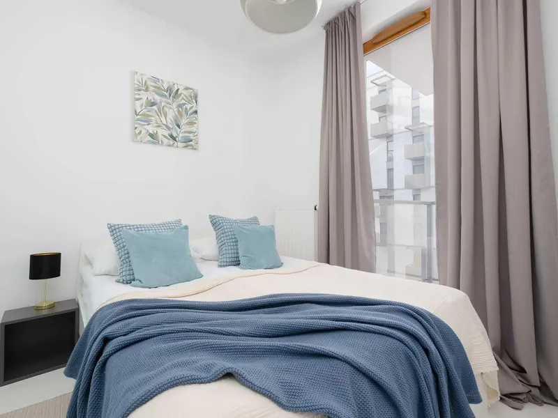 Cozy Apartment with Parking Near EXPO XXI by Noclegi Renters – photo 1
