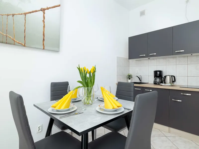 Komfortowe Studio z Balkonem | Parking Zewnętrzny – zdjęcie 2
