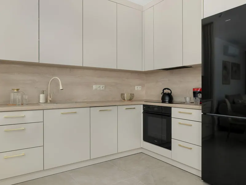 Modern Apartment | Air Conditioning, Parking, Balcony – photo 3