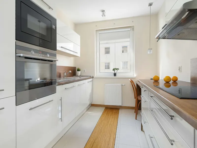 Modernes Apartment mit Balkon | Parkplatz | Nähe Zitadellenpark – Foto 3