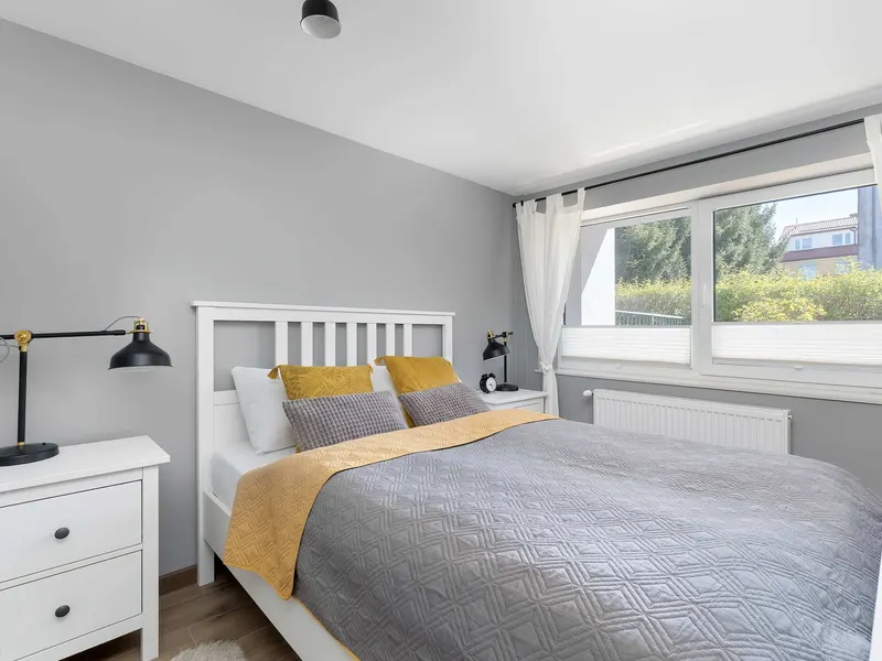 Rodzinny Apartament z Ogródkiem | 2 Sypialnie | Parking – zdjęcie 1