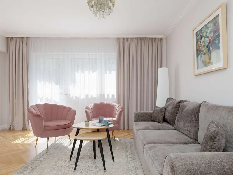 Stylish Apartment in the Center | Balcony | 2 Bedrooms – photo 2