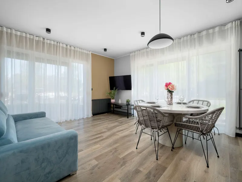 Spacious Apartment | Garden and Workspace – photo 2