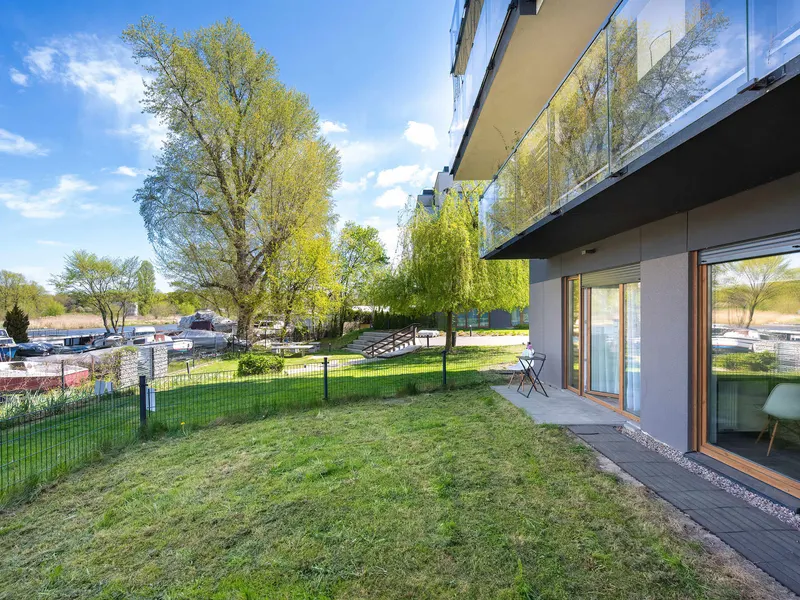 Spacious Apartment | Garden and Workspace – photo 5