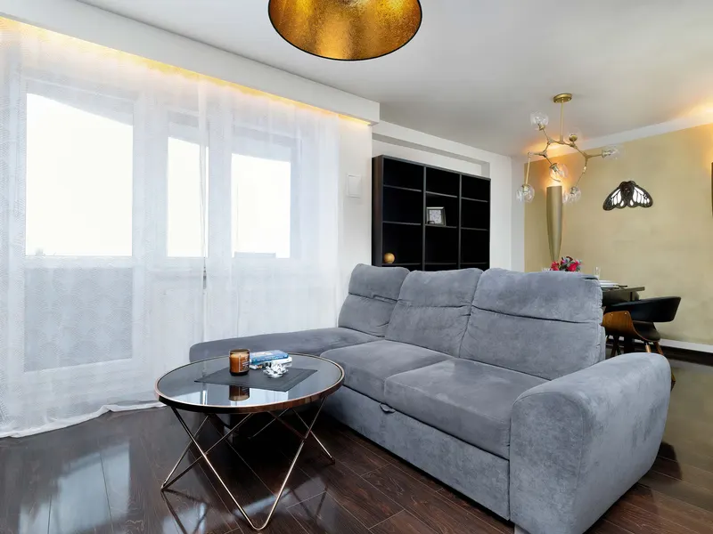Klimatisierte Wohnung | 2 Balkone und Stadtblick – Foto 1