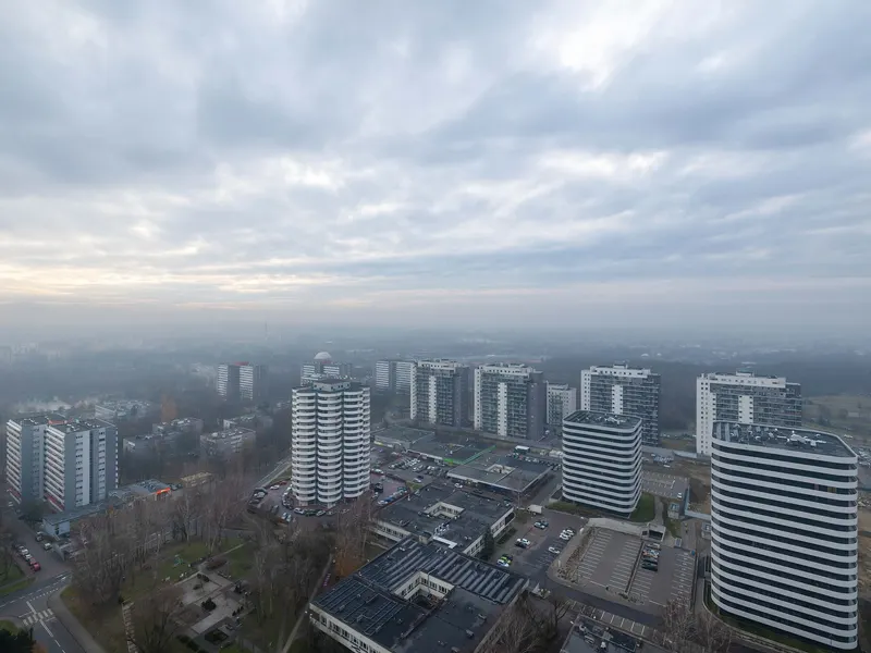 Klimatisierte Wohnung | 2 Balkone und Stadtblick – Foto 3
