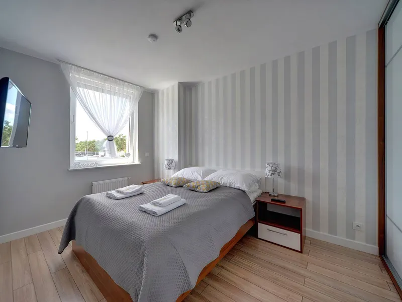 Stilvolle Wohnung mit Balkon | 210 m zum Strand – Foto 2