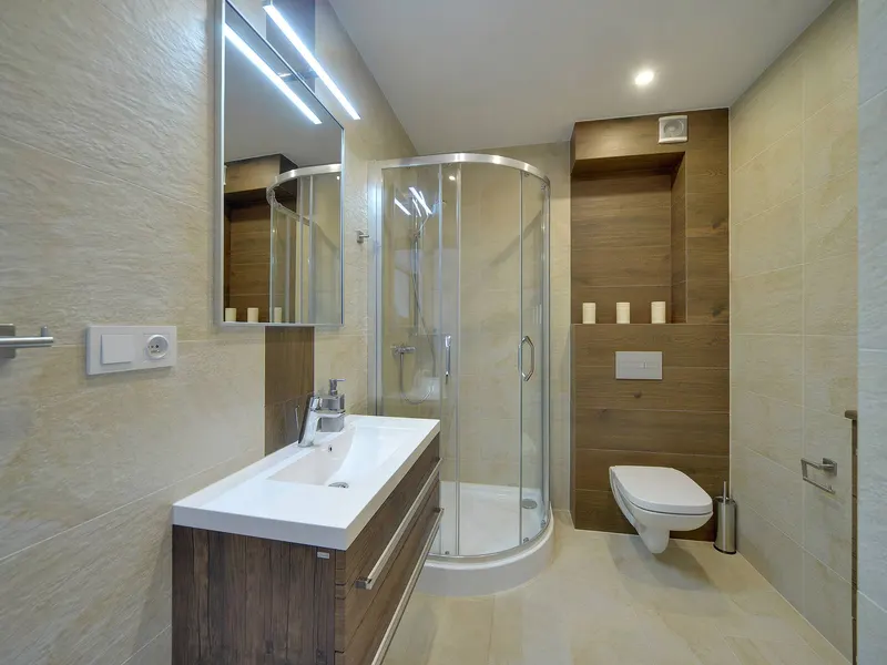 Stilvolle Wohnung mit Balkon | 210 m zum Strand – Foto 4