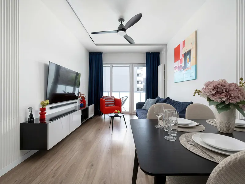 Elegancki Apartament z Widokiem na Odrę | Miejsce do Pracy | Parking | Balkon – zdjęcie 5