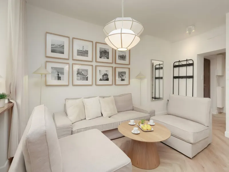 Spacious Apartment in Warsaw | Balcony – photo 1
