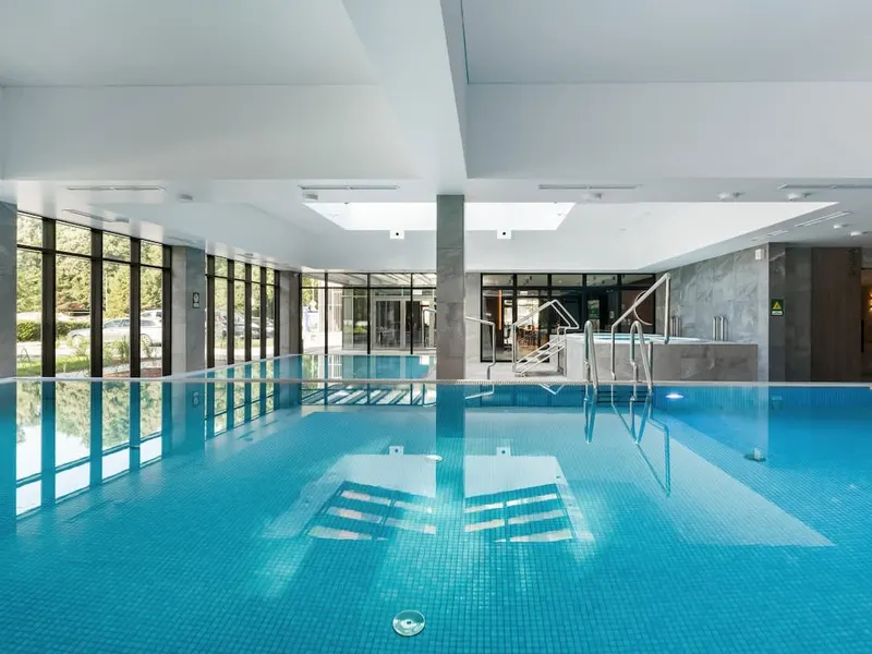 Stylish Apartment near the Beach | Green Port | Swimming Pool | Sauna | Gym – photo 3