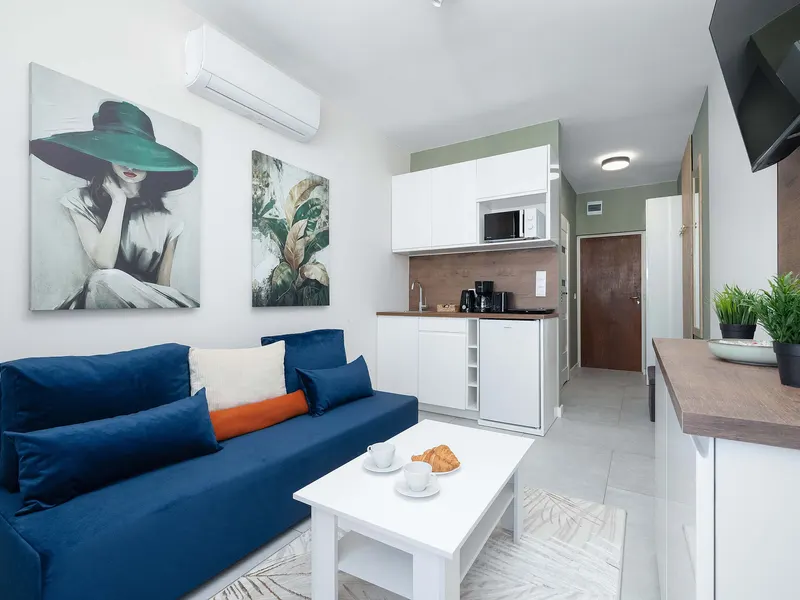 Cozy Studio with a Balcony | Near the Beach – photo 4