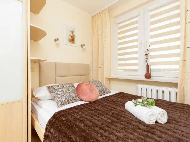 Spacious Apartment with Balcony | Close to the National Stadium – photo 3