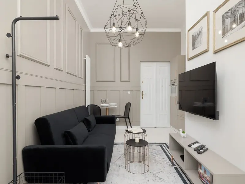 Geschmackvolles Apartment mit Balkon | Klimaanlage | Nahe dem Zentrum – Foto 1