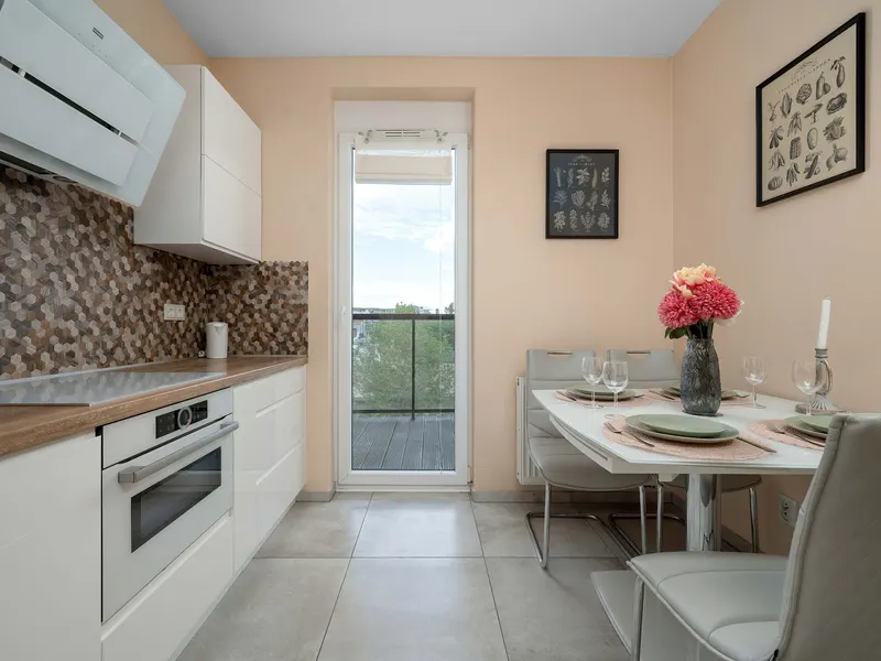 Nowoczesny Apartament z Parkingiem | Balkon z widokiem na rzekę | Centrum – zdjęcie 3