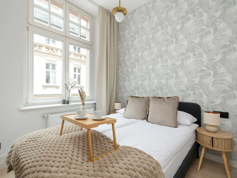 Modernes Studio mit Schreibtisch | Stadtzentrum von Katowice – Foto 2