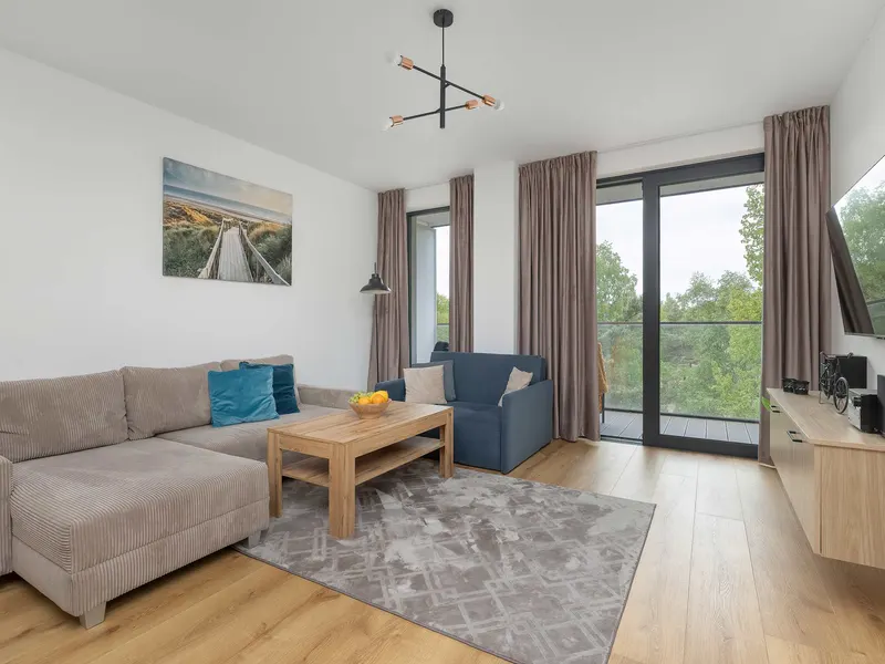 Air-conditioned Apartment with Balcony and Parking | Seasonal Swimming Pool – photo 1