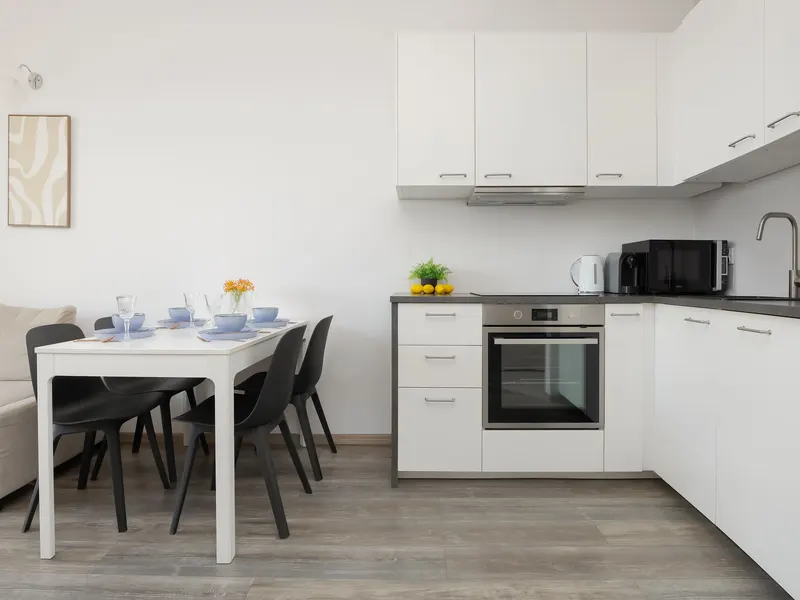 Modern Apartment with Parking | Balcony | Playground – photo 3