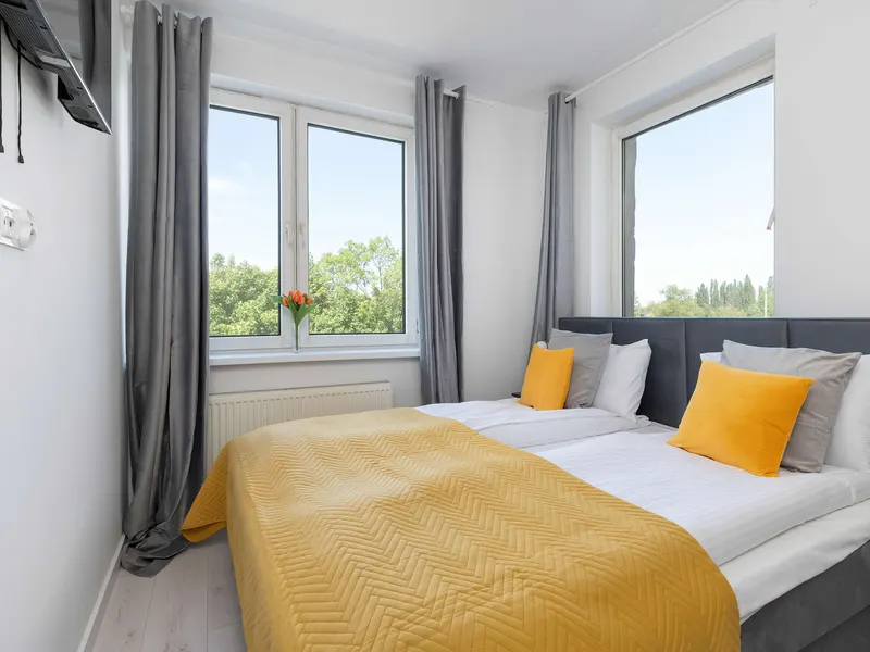 Przytulny Apartament z Balkonem | Blisko Starego Miasta – zdjęcie 1