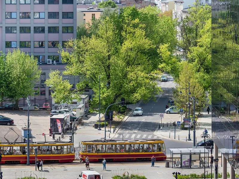 Klimatyzowany Apartament z Balkonem w Centrum | Blisko Stacja Kolejowa – zdjęcie 5