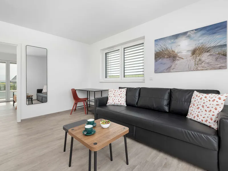 Helles Apartment mit großer Terrasse | Parkplatz – Foto 1