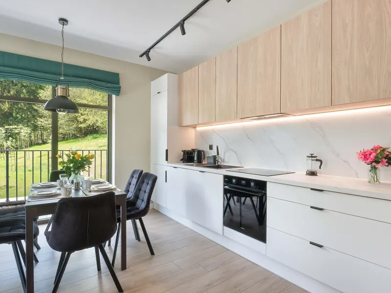 Air Conditioned Apartment with Balcony | Parking – photo 3