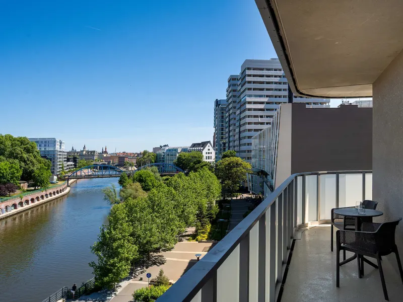Klimatyzowany Apartament z Balkonem | Blisko Odry – zdjęcie 4