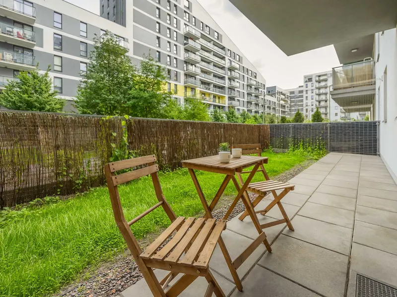 Modern Apartment with a Garden | A Place to Work – photo 4