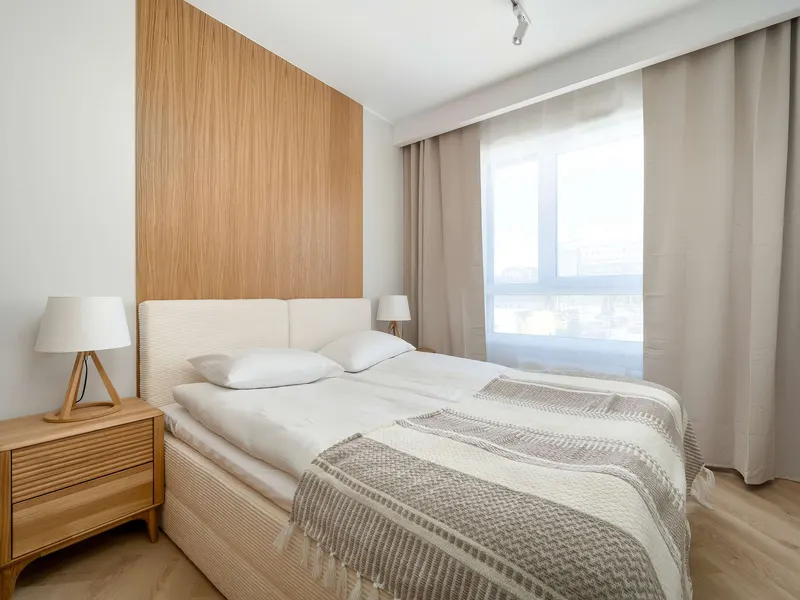 Nowoczesny Apartament z Balkonem | Miejsce do Pracy, Parking – zdjęcie 2