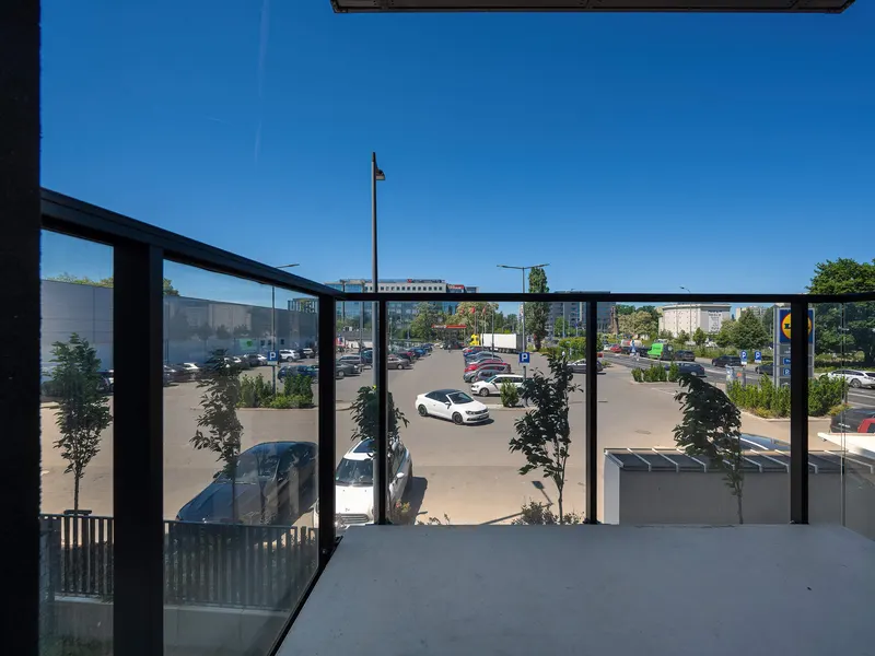 Nowoczesny Apartament z Balkonem | Miejsce do Pracy, Parking – zdjęcie 4