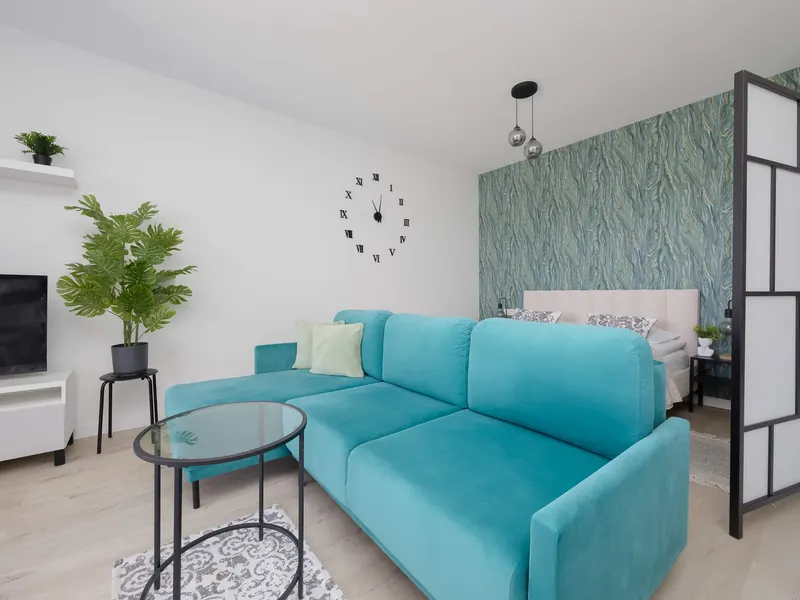 Modernes Studio mit Terrasse | Swimmingpool und Parkplatz – Foto 1